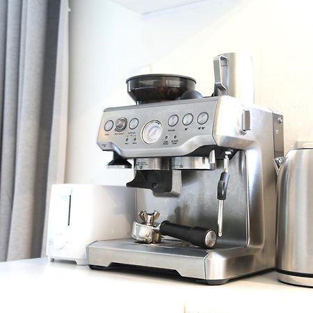 Skyline Haven - Entire Apartment - Free Parking, Espresso, Netflix - 15M To Cbd, Stadium, Ferry Wellington Exterior foto